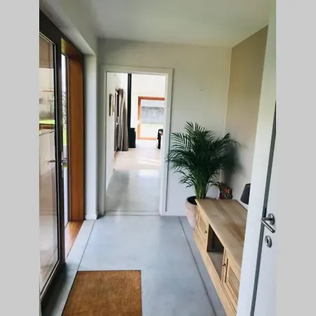 House With Garden Near City Centre Вілла